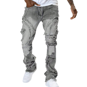 Vaqueros de mezclilla para hombre, gris, con lavado efecto nieve, desgastados, de pierna recta, apilados, rasgados y deshilachados, estilo casual urbano, corte relajado - Product Image 1