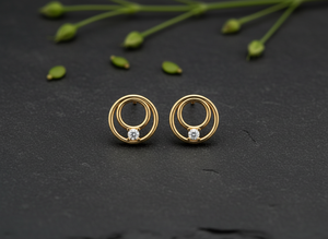 Pendientes de Oro de 14k con Doble Círculo, Fabricante de Joyería Minimalista con Diamantes Cultivados en Laboratorio VVS1, Pendientes Geométricos al por Mayor - Product Image 3