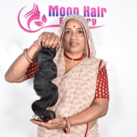 Harga Pabrik Langsung Rambut Manusia India Remy 10-32 Inci Keriting Alami Mentah Produsen India Harga Grosir Obral