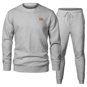 Ensemble de survêtement unisexe moderne 2 pièces : sweat-shirt et pantalon de jogging – Tenue décontractée premium pour le sport et le quotidien - Product Image 1