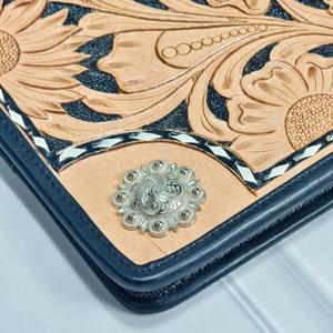 Carpeta Portafolio Profesional Venus Leathers, de Cuero, Elegante, de Lujo, Impermeable, Duradera, con Cierre de Cremallera Negra, para Uso en Oficina - Product Image 3