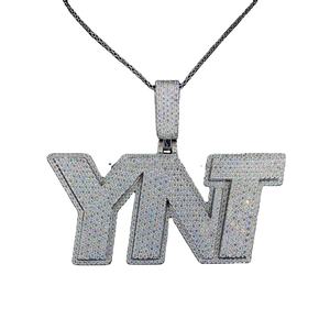 Personalizado nombre letra VVS Moissanite diamantes colgantes fábrica al por mayor 925 joyería de plata para hombres y mujeres - Product Image 1