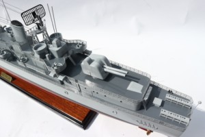 HR.MS. Modelo de Barco de Guerra Holandés FRIESLAND Hecho a Mano en Madera por Fabricante Vietnamita para Decoración, Colección o Regalo - Product Image 5