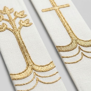 Étole de clergé brodée main en satin polyester blanc et or, pour chœur d'église et processions, design personnalisé - Product Image 3