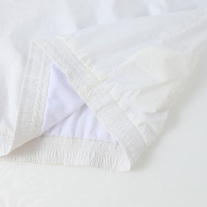 Veste anorak matelassée en denim à capuche avec logo personnalisé imprimé sur le devant, respirante, imperméable, hiver, service OEM, vintage, fabriquée au Pakistan - Product Image 3