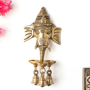 Artesanía India Latón Ganesha Cara Colgante de pared Diya con campana Espiritual Decoración para el hogar Regalo - Product Image 1