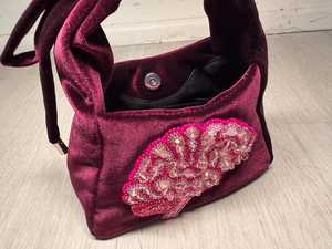Sac en velours brodé de perles - Product Image 5