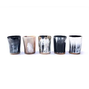 Bicchiere da Birra in Corno di Bufalo Fatto a Mano, Stile Angelo, Personalizzabile con Logo, Resistente - Product Image 3