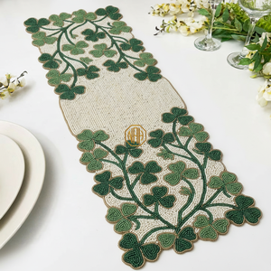 Centro de Mesa Moderno para Bodas, Camino de Mesa de Lujo para Fiestas, Decoración de Mesa con Detalles Dorados, Tapete Premium Bordado a Mano, Arte Floral con Cuentas - Product Image 1