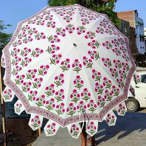 ร่มผ้าฝ้ายพิมพ์ลายด้วยมือ สำหรับชายหาด โรงแรม งานแต่งงาน ขายส่ง ผลิตด้วยมือจากอินเดีย สไตล์โบโฮ สำหรับกันแดดในลานบ้าน ปรับแต่งได้ - Product Image 4