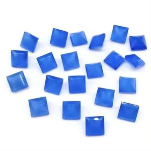 Achetez des pierres précieuses naturelles de calcédoine bleue facettées de 9 mm, forme carrée, pour la lithothérapie, design de bijoux de luxe, au prix direct d'usine - Product Image 3