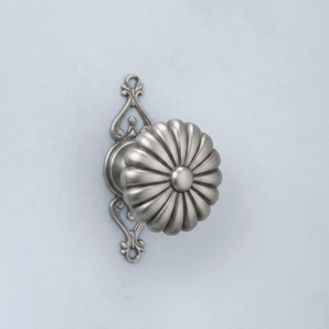 Poignée de meuble décorative ronde en laiton avec plaque de fixation, motif floral, nickel satiné poli, pour cuisine, salle de bain, chambre, porte - Product Image 1
