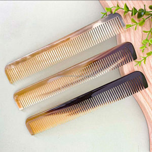 Authentique Peigne en corne de couleur boeuf naturel 100% fabriqué à la main par Tayyab Handicraft - Product Image 3