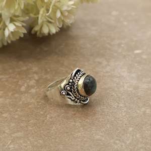 Vintage Natural <b>Labradorite</b> Bezel Setting Statement <b>Ring</b> Brass Plated Adjustable Band Antique Boho Ethnic Handmade Unisex - Product Image 2