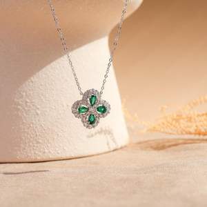 Collar de Plata con Esmeralda Auténtica, Colgante de Trébol con Esmeralda de Laboratorio, Joyería, Regalos de Aniversario y Cumpleaños para Ella - Product Image 1