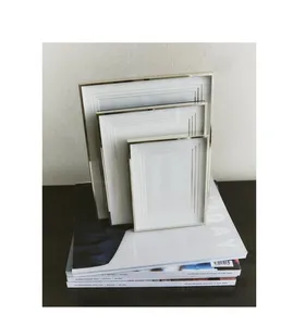 Cadre photo en métal durable et écologique au design moderne pour une décoration intérieure éclectique et une présentation de photographies vintage, luxueux - Product Image 1