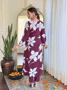 Ensemble Kurti droit brodé français pour femme, élégant et de qualité supérieure, avec pantalon Chanderi et dupatta imprimé - Product Image 3