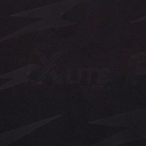 Nouvelle tenue de football avec impression personnalisée du numéro et du nom, tissu polyester de haute qualité, durable et confortable pour les joueurs - Product Image 5