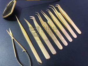 Pince à épiler pour extensions de cils en acier inoxydable japonais plaqué or avec logo personnalisé, pince à épiler diamantée à forte adhérence testée à la main avec logo personnalisé - Product Image 3