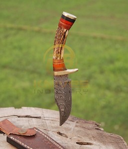 Couteau de chasse en acier Damas, couteau à lame fixe fait main avec manche en bois de cerf, étui en cuir, couteau de survie pour le camping - Product Image 3
