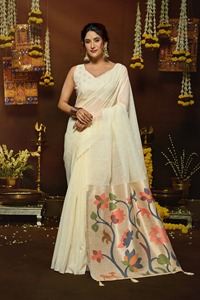 Dernier modèle de sari indien en coton et soie, de créateur, pour soirée et mariage, pour femmes, en soie Georgette brodée, avec chemisier - Product Image 2