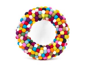 Guirnalda de Bolas de Fieltro y Lana, Bolas de Fieltro Multicolores Hechas a Mano, Decoraciones Navideñas para Puerta, Certificación de Comercio Justo, Nepal - Product Image 6