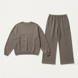 Sweat-shirts à capuche oversize de haute qualité, sweat-shirts à col rond avec logo en relief ton sur ton personnalisé, joggers, athleisure en molleton de coton épais de luxe, fabrication OEM - Product Image 4