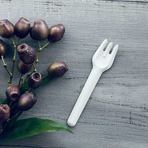 Sustainable 155mm Paper <b>Fork</b> for Healthy Food <b>Dessert</b> and Takeaway Meals for Ice Cream Cake Snacks and Fast Food Serving Uses - Product Image 2