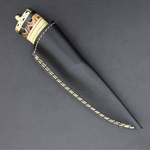 Cuchillos de caza con hoja y mango texturizado seguro para cortar carne durante trabajos de campo prolongados. - Product Image 5