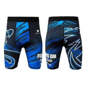 กางเกงขาสั้นรัดรูปผู้ชาย Fighting 08 สีน้ำเงิน-ดำ โลโก้ด้านหน้า แห้งเร็ว สวมใส่สบาย เอวกลาง ยืดหยุ่นพอดีตัว - Product Image 2