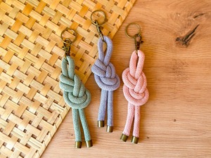Knot Design Macrame <b>Key</b> Chain Handmade Boho Style Decorative Keyring for Bags <b>Purse</b> Car Hanging Gift Accessory Home Decor - Product Image 6