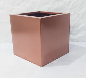 Macetero Metálico Cuadrado Moderno con Acabado Gris Mate, Maceta Grande para Interiores y Exteriores, Decoración Contemporánea para el Hogar - Product Image 5