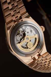 อเล็กซานเดอร์ เฟอร์รอส 8272R/02 แซฟไฟร์ อนาล็อก มิโยตะ ระบบอัตโนมัติ ตัวล็อคแบบพับได้ สแตนเลสสตีล 5BAR กันน้ำ ระบบกลไก - Product Image 6