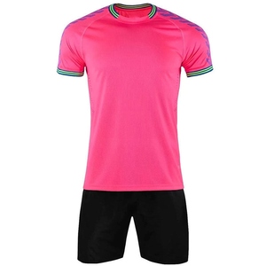 Tenues de football personnalisées 100 % polyester pour enfants, ensembles de maillots de football pour jeunes, vêtements de sport respirants pour l'entraînement des garçons et des filles - Product Image 5