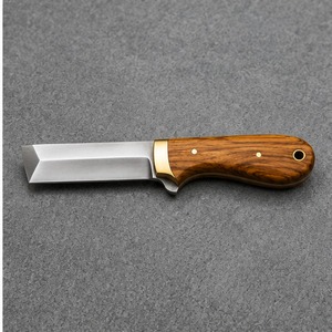 Cuchillo de Acero al Carbono para Caza, Cuchillo Utilitario Premium para Exteriores, Hoja de Acero al Carbono Forjada a Mano, Mango de Madera Resistente, Uso Pesado - Product Image 3
