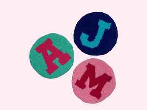 แผ่นรองแก้วทำมือประดับลูกปัด MS HANDICRAFT - แผ่นรองแก้วแบบพกพา ของขวัญคลาสสิกสำหรับโบสถ์และศาสนา พร้อมแผ่นรองโพลีเอสเตอร์ (4x4 นิ้ว) - Product Image 3