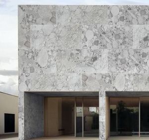 Baldosa de Mármol Natural Flexible de Alta Calidad, 280 cm, Gris Plateado, Translúcida, para Uso Comercial y Residencial en Exteriores, Diseño Rústico - Product Image 2