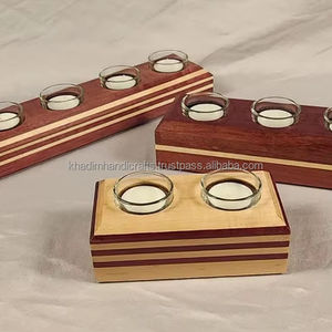 Bougeoir T-Light en bois fait à la main, design sculpté rustique pour la maison, le salon, la salle à manger et la décoration festive - Product Image 1