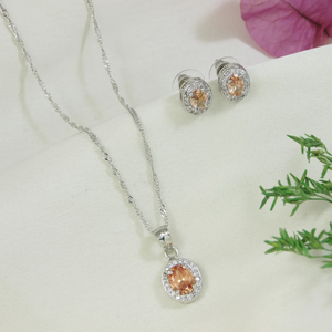 Conjunto de Collar y Pendientes de Plata con Circonitas Cúbicas en Forma de Lágrima, Estilo Americano, para Mujer, Ideal para Bodas, Compromisos y Fiestas - Product Image 1