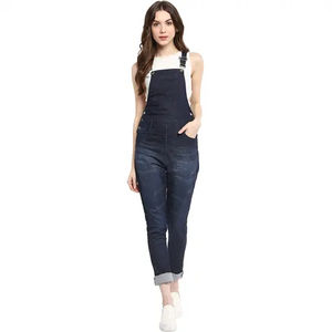 Ensemble deux pièces tendance pour femme : salopette en jean boutonnée et haut en coton délavé de haute qualité – Livraison directe - Product Image 1