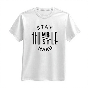 Non è facile essere <span class=keywords><strong>io</strong></span>, signor. T-shirt da uomo con stampa Happy Character, manica corta, girocollo, vestibilità regolare, casual, in jersey di cotone - Product Image 2
