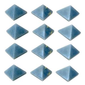 Pyramide de cristal d'angélite naturelle de luxe, polie à la main, pierre précieuse bleue, méditation, Reiki, chakra, guérison énergétique, spirituel, Feng Shui - Product Image 2