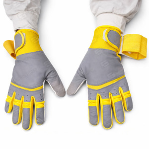 Guantes de Bateo de Béisbol de Cuero Personalizados OEM de Nayab Industries, Cierre de Velcro, Diseño Ambidiestro, Agarre Mejorado en la Palma, Forro Suave - Product Image 2