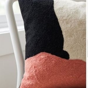 Housse de coussin rectangulaire géométrique abstraite moderne, broderie artisanale, décoration intérieure, noir, blanc, turquoise, corail, prix de gros - Product Image 6