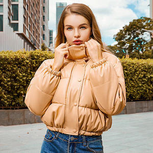 Veste matelassée personnalisée pour femme, avec capuche, pour l'hiver, chaude et isolante, vente en gros - Product Image 5