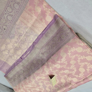 Sari de seda tejido a mano por diseñadores de Zari Handloom para mujeres - Product Image 1