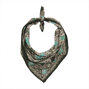 Green Cotton Bandana with Tiger <b>Print</b> Multifunctional Head Wrap for Casual Wear Unisex 50x50cm - Product Image 4