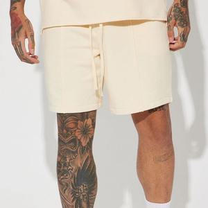 Shorts unisexes personnalisés à imprimé graphique, coupe oversize, effet vieilli, en tissu coloré, style streetwear, à manches courtes pour hommes, en coton respirant - Product Image 5