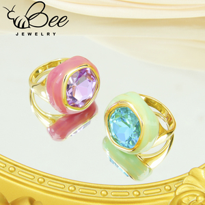 แหวนแฟชั่นทันสมัยประดับคริสตัลสีทอง 14k แหวนหมั้นเพชรซิร์โคเนียสไตล์ยุโรปสำหรับสุภาพสตรี - Product Image 2