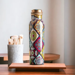 Elegante Recipiente de Agua de Cobre con Diseño Floral Colorido, Ideal para la Hidratación Diaria en el Hogar, Viajes y Fiestas - Product Image 2